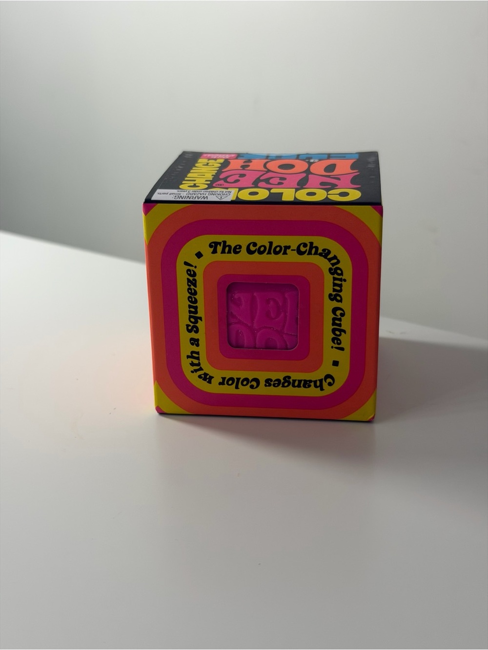 Color Color Change Cube - Pink Sensory Toy - Picture 2 of 2